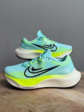Nike Wmns Zoom Fly 5 'Mint Foam Ghost Green' Women Size 6.5 Running Shoes